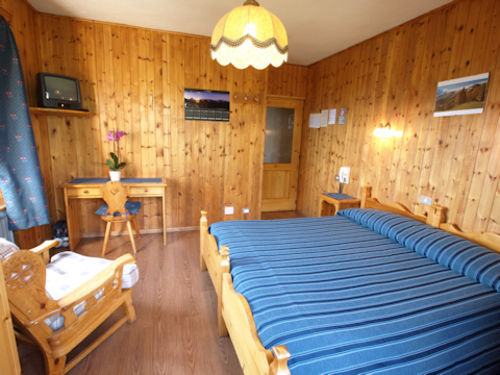 Hotel Alpe Fleurie Champoluc Bagian luar foto